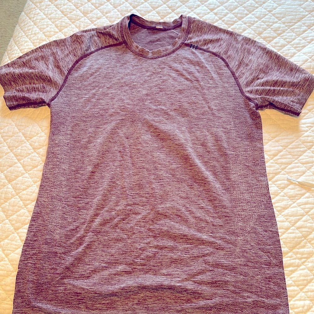 Lululemon Metal Vent Tech Short Sleeve
